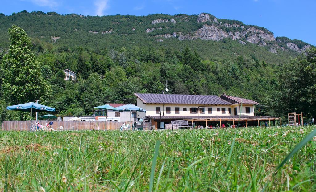 Wolf Village Demonte Εξωτερικό φωτογραφία