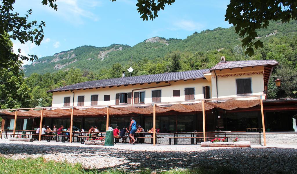 Wolf Village Demonte Εξωτερικό φωτογραφία